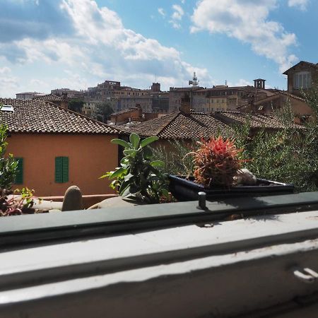 Azzi B&B Comfortably, In The Quietness Of The Perugia Historical Centre Zewnętrze zdjęcie