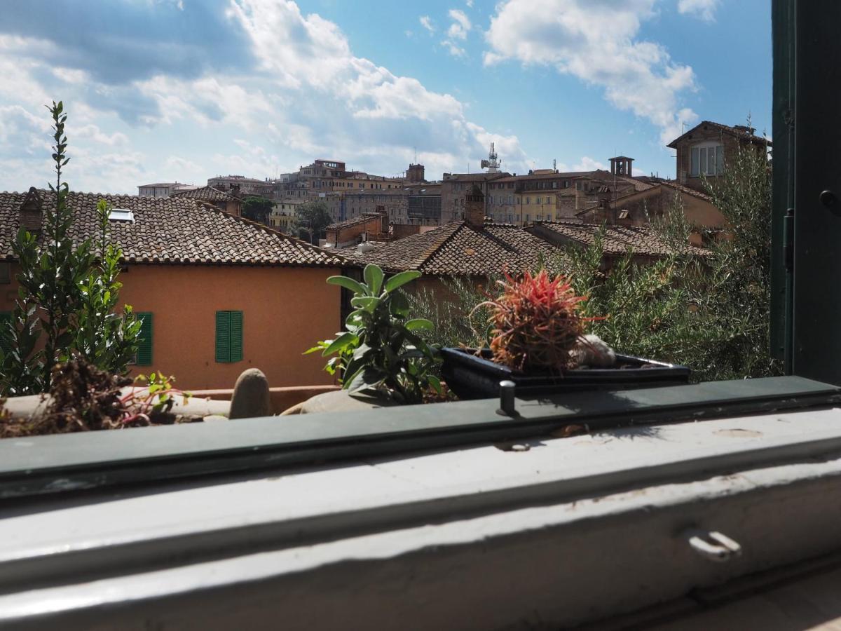 Azzi B&B Comfortably, In The Quietness Of The Perugia Historical Centre Zewnętrze zdjęcie